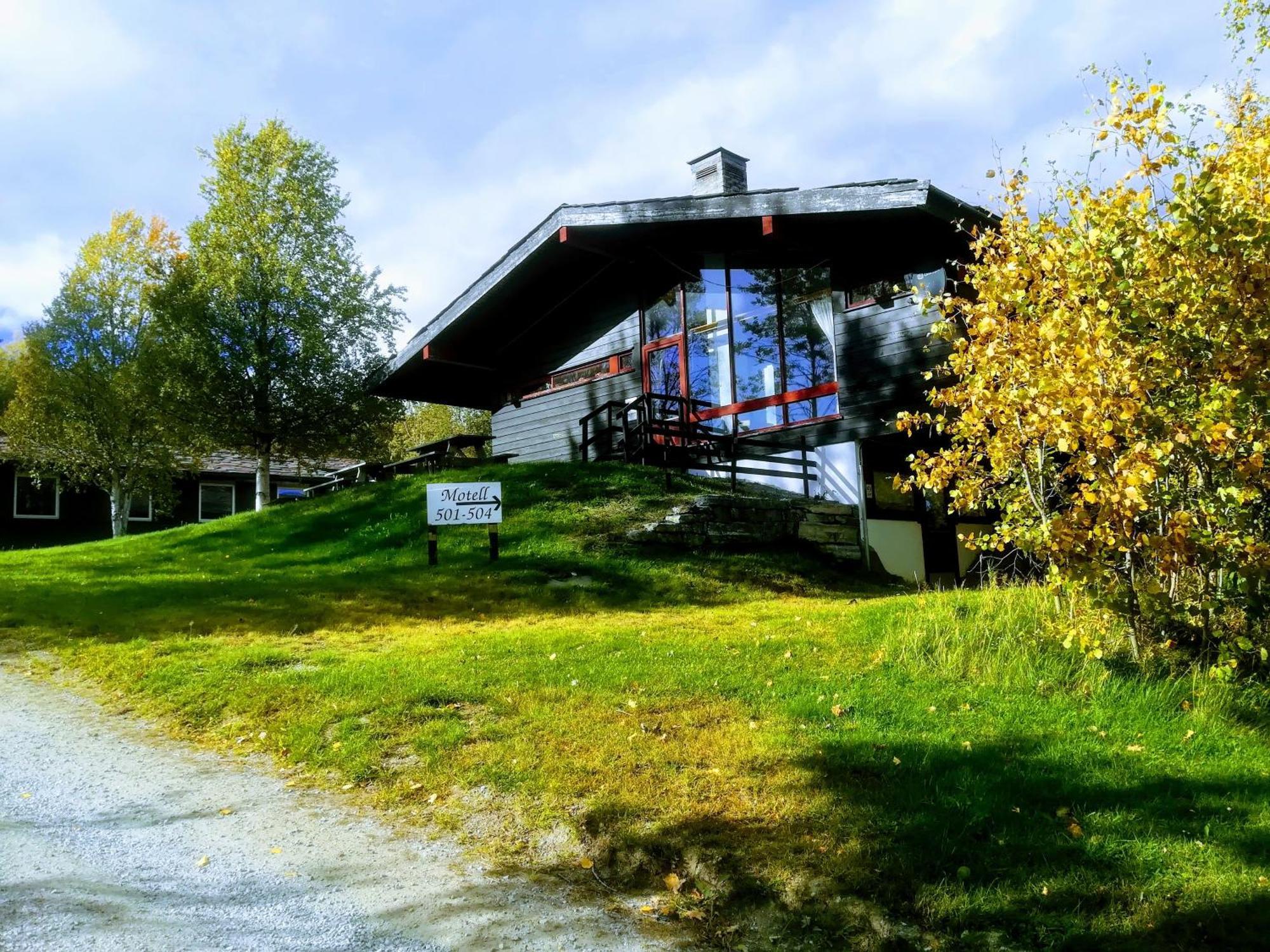 Dombastun Motel Екстериор снимка