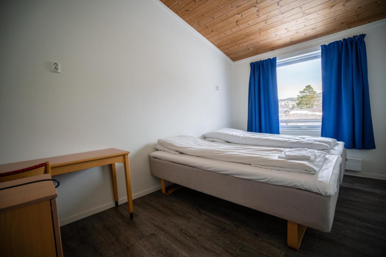 Dombastun Motel Екстериор снимка